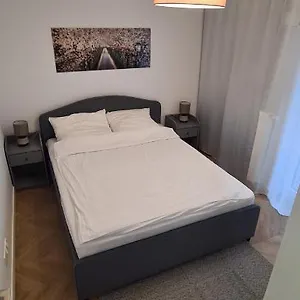  Apartament Bohema Praga - New Lux Near Metro And With Bedroom